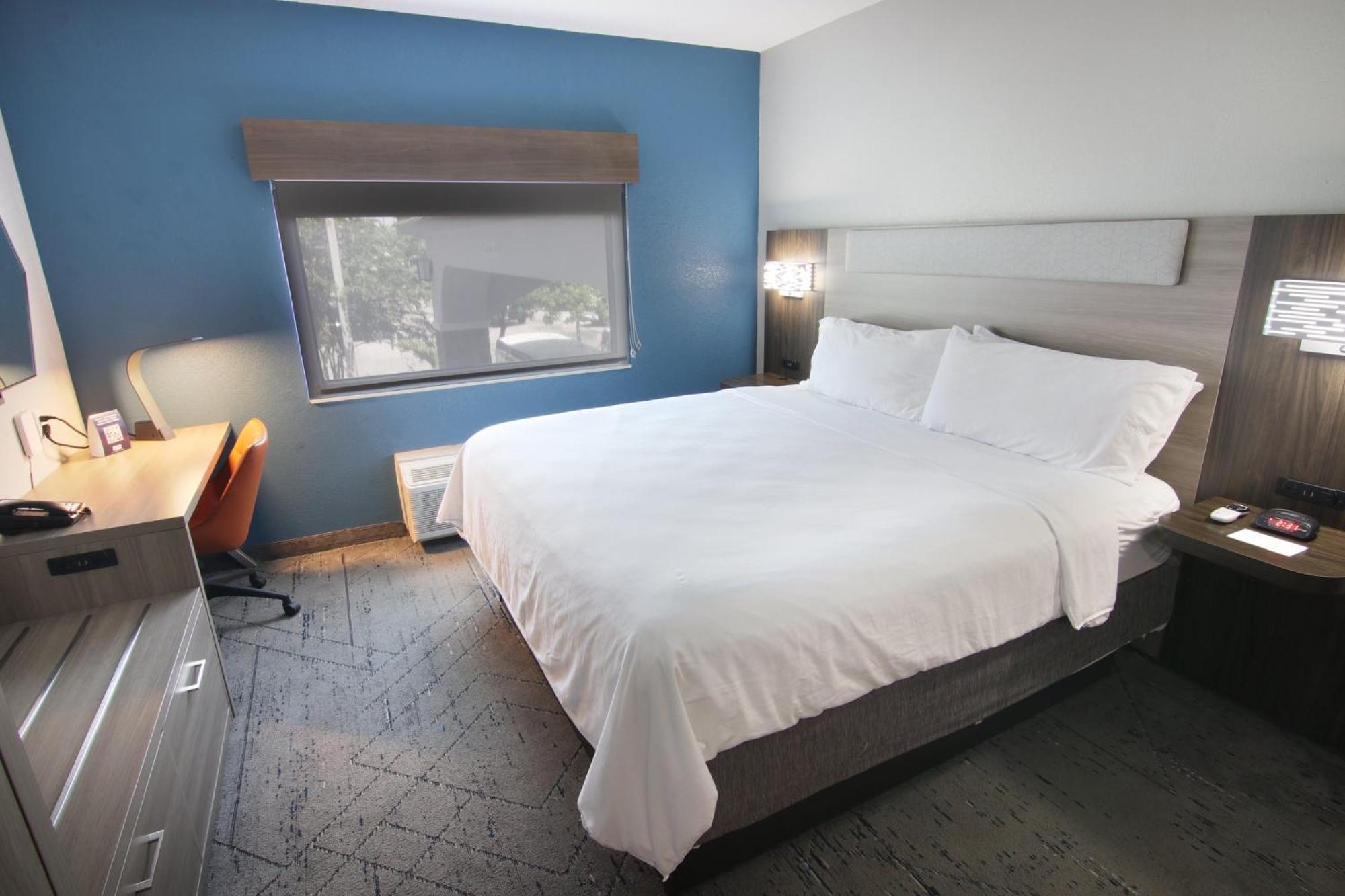 Holiday Inn Express And Suites Fort Lauderdale Airport West By Ihg Davie Bagian luar foto