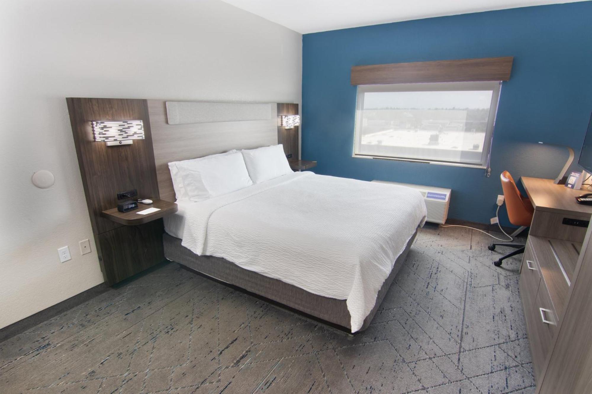 Holiday Inn Express And Suites Fort Lauderdale Airport West By Ihg Davie Bagian luar foto